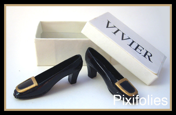 Pixi MODE : Chaussures / Chapeaux Roger Vivier ( noires )