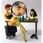Pixi BERTHET : Pin-Up La Pin'up devant sa coiffeuse Pixi BERTHET : Pin-Up La Pin'up devant sa coiffeuse