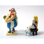 Pixi UDERZO : Mini & Village Astérix Obelix timide et Falbala ( 3 figurines ) Pixi UDERZO : Mini & Village Astérix Obelix timide et Falbala ( 3 figurines )