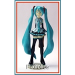 Pixi HATSUNE MIKU : Une Journée à Paris Hatsune Miku et l'Ours en peluche