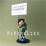 Pixi FRANQUIN : Gaston / Collectoys Résine Gaston et sa Pancarte " IL EST INTERDIT D'INTERDIRE...(de se reposer) "