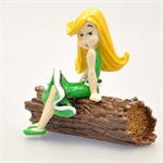 Pixi UDERZO : Astérix Origine Zaza assise sur le tronc d'Arbre / Pixi & Cie Pixi UDERZO : Astérix Origine Zaza assise sur le tronc d'Arbre / Pixi & Cie