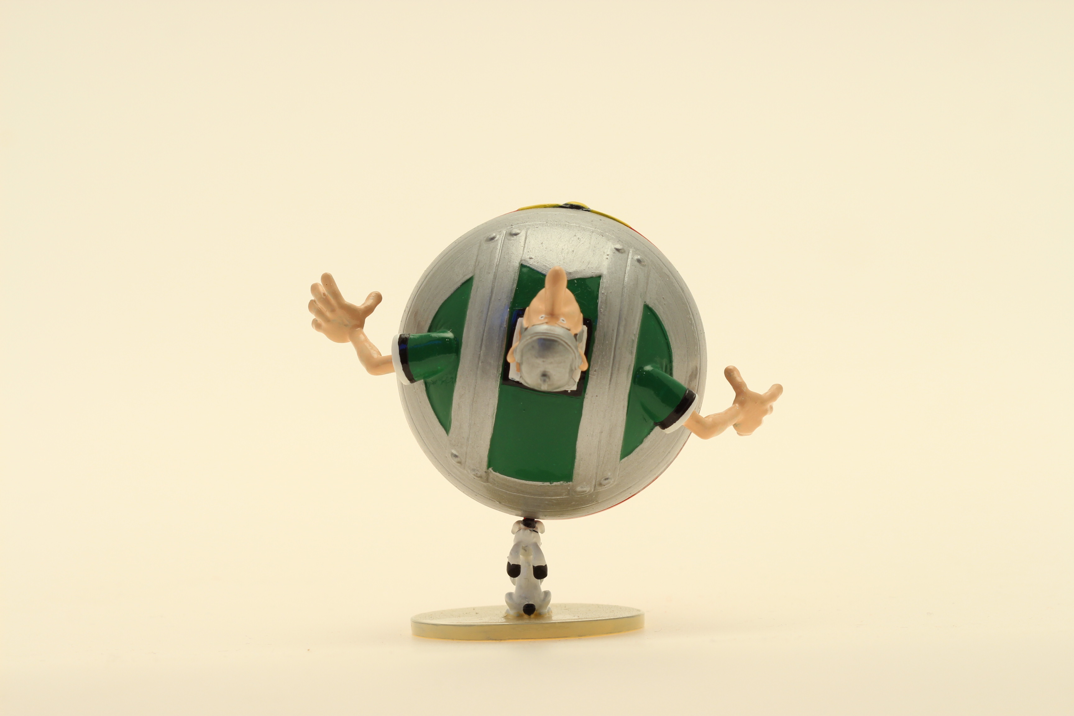 IDEFIX ET LE LEGIONNAIRE BALLON Collectible figurines