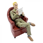 Pixi E.P.JACOBS : Blake & Mortimer Origine Blake lisant dans un fauteuil