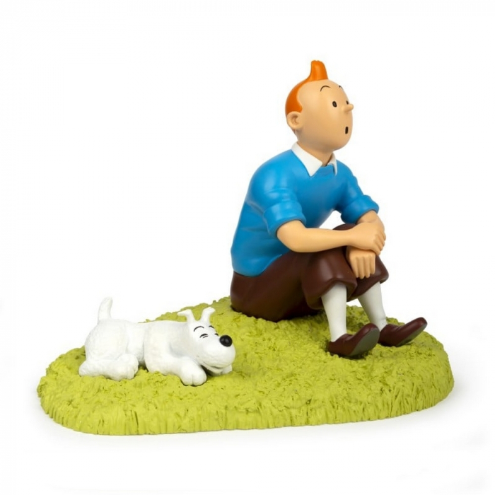 Moulinsart HERGÉ : Moulinsart Résine / Images Mythiques II Tintin assis dans l'herbe